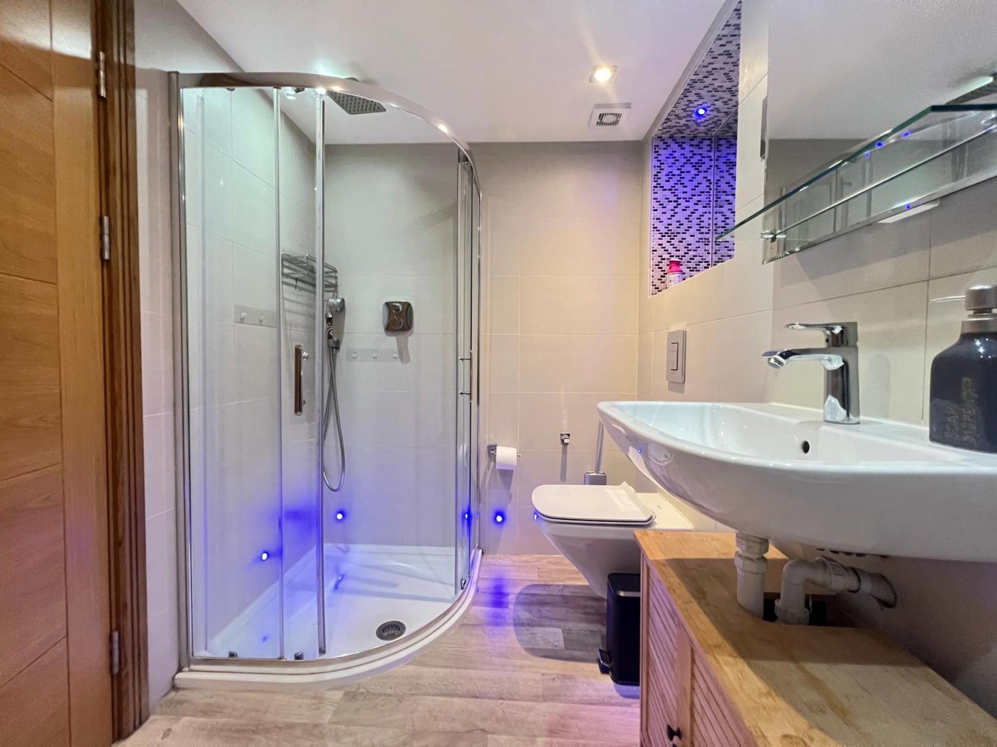 3.5 High Ceilings - Centrally Located London Exterior foto